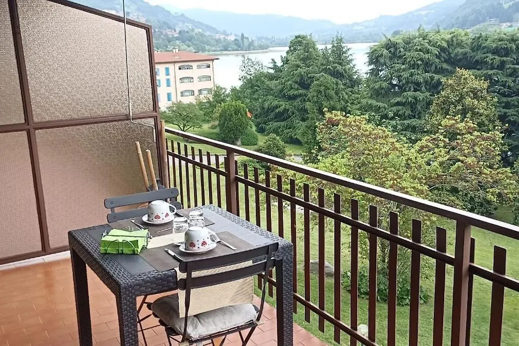 Stupendo Appartamento Vista Lago Ranzanico Italy